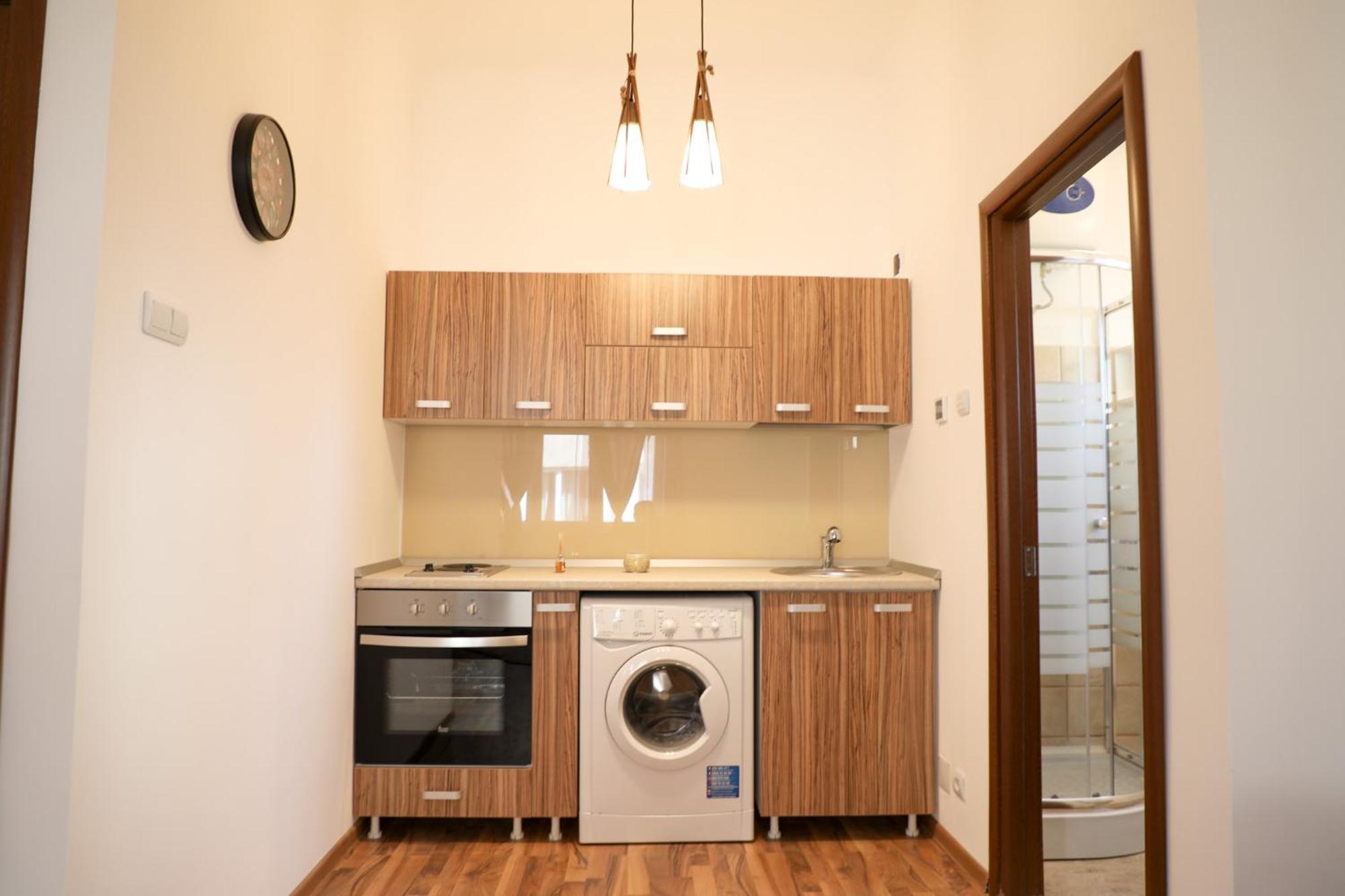 Ultracentral Apartament With Balcony - Old Town Bukarest Kültér fotó